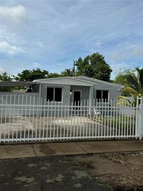 Villa in North Miami, Miami-Dade County