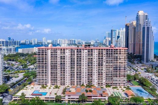 Жилой комплекс, Sunny Isles Beach, Miami-Dade County