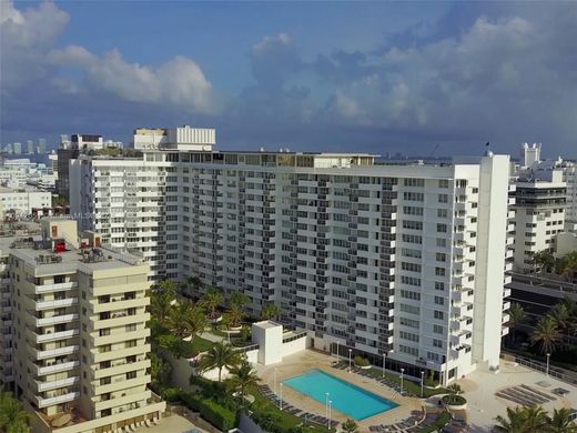 Complesso residenziale a Miami Beach, Miami-Dade County