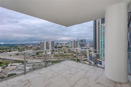 Residential complexes in Miami, Miami-Dade