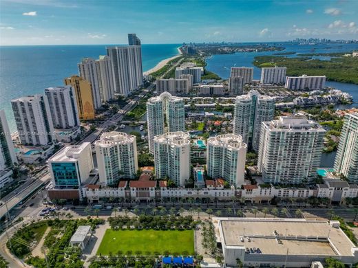 Wohnkomplexe in Sunny Isles Beach, Miami-Dade County