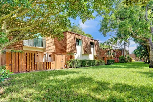 Townhouse - Davie, Broward County