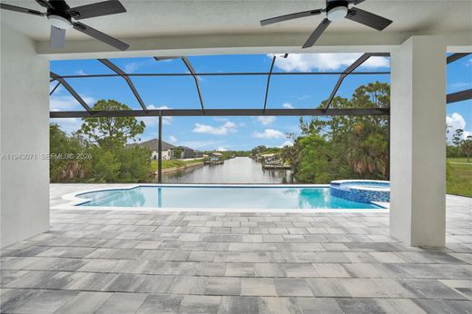 Villa - Cape Coral, Lee County