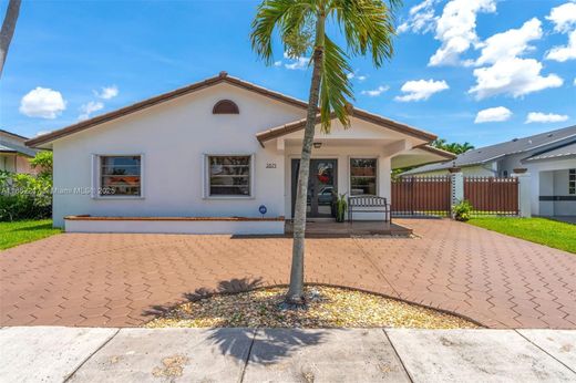 Villa in Miami, Miami-Dade County