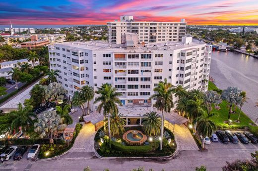 Residential complexes in Delray Beach, Palm Beach