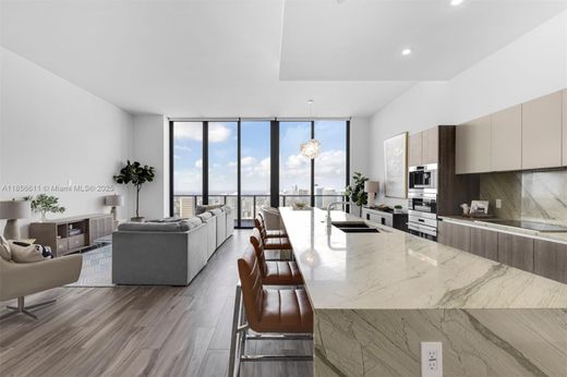 Complexes résidentiels à Miami, Comté de Miami-Dade