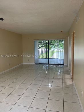 Complexos residenciais - Miramar, Broward County