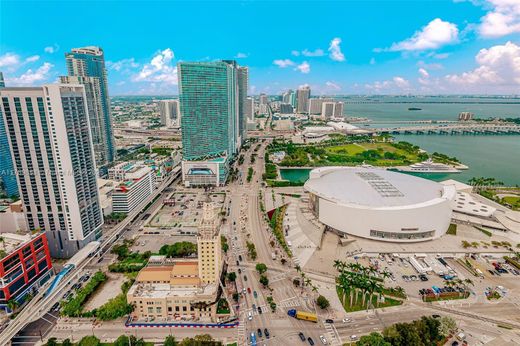 Residential complexes in Miami, Miami-Dade