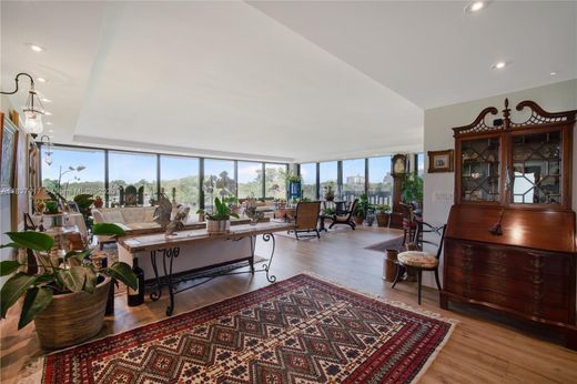 公寓楼  Coral Gables, Miami-Dade County