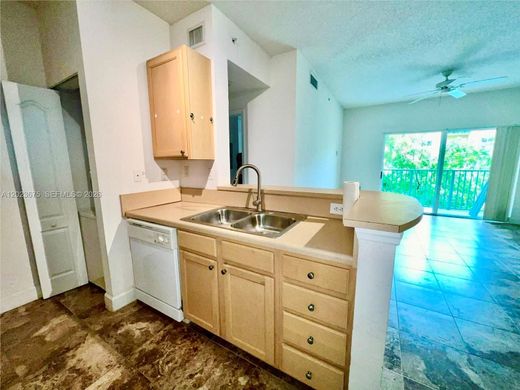 Komplex apartman South Miami, Miami-Dade County
