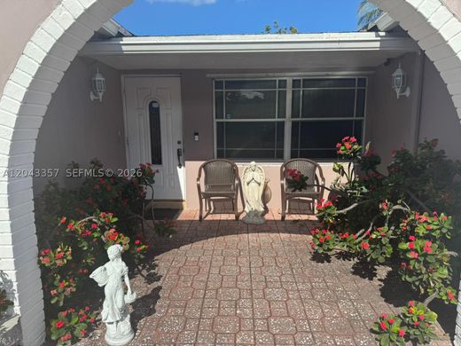 Willa w Sunrise, Broward County