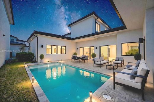 Villa in Hollywood, Broward County