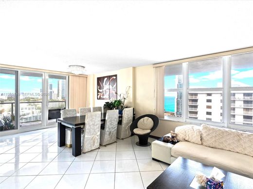 Wohnkomplexe in Sunny Isles Beach, Miami-Dade County