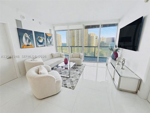 Residential complexes in Miami, Miami-Dade