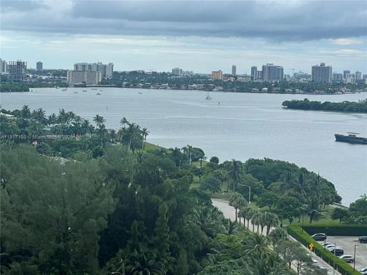 Wohnkomplexe in Miami, Miami-Dade County