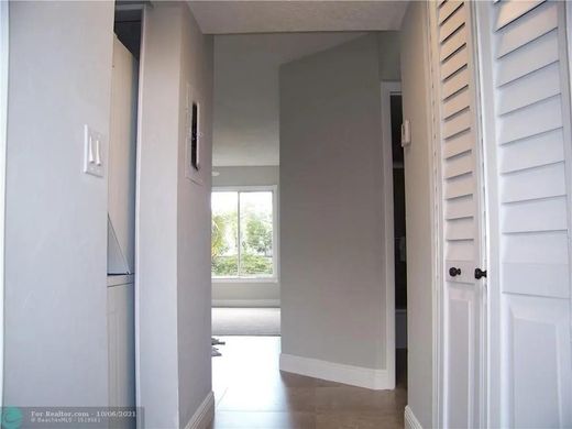 콘도미니엄 / Coral Springs, Broward County