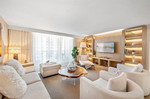 Residential complexes in Miami Beach, Miami-Dade