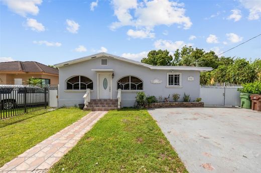 Willa w Hialeah, Miami-Dade County