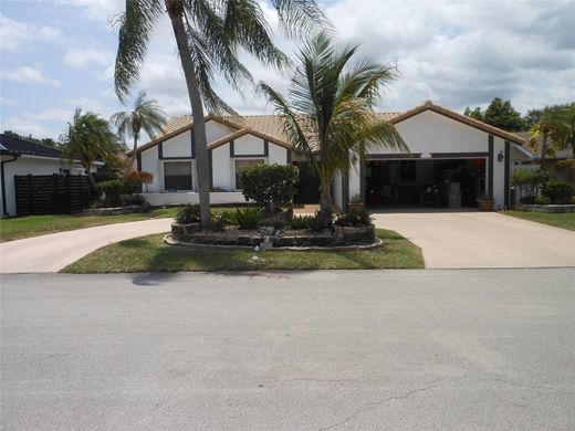 Villa in Tamarac, Broward County