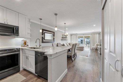 Wohnkomplexe in Lake Worth, Palm Beach County