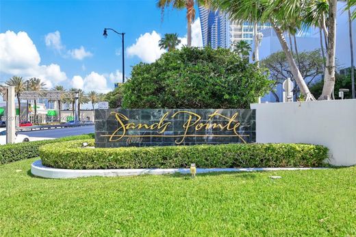 Residential complexes in Sunny Isles Beach, Miami-Dade