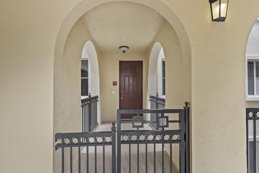 Residential complexes in Sunrise, Broward County