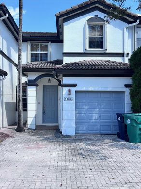 Townhouse in Doral, Miami-Dade