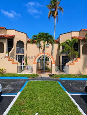 Residential complexes in Pembroke Pines, Broward County