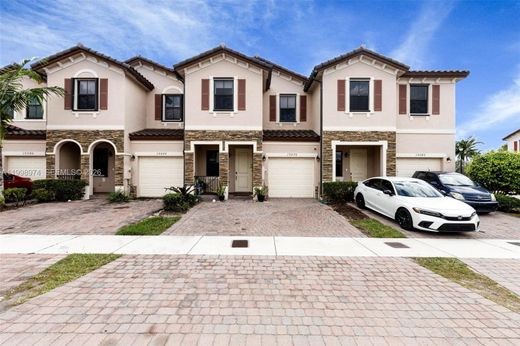 Townhouse in Miami, Miami-Dade