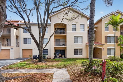 Residential complexes in West Palm Beach, Palm Beach
