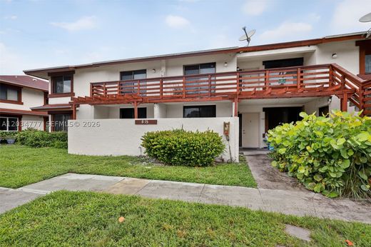 Complexos residenciais - Miami Gardens, Miami-Dade County