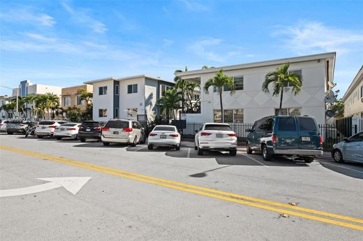 Complesso residenziale a Miami Beach, Miami-Dade County
