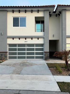Townhouse in Davenport, Polk County