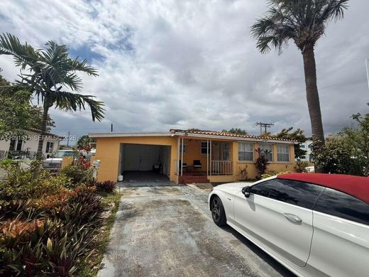 Villa in Hialeah, Miami-Dade