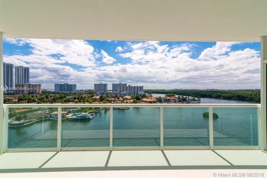 Жилой комплекс, Sunny Isles Beach, Miami-Dade County