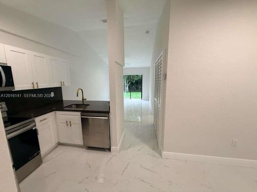 Complesso residenziale a Hollywood, Broward County