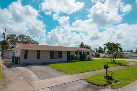 Willa w Miami Gardens, Miami-Dade County