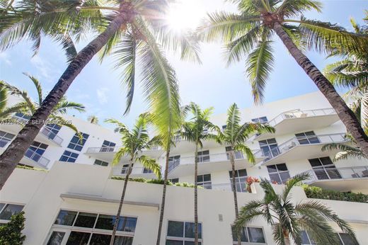 Complexes résidentiels à Miami Beach, Comté de Miami-Dade