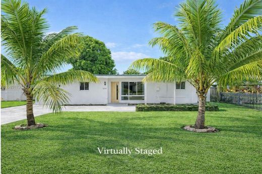 Villa en North Miami Beach, Miami-Dade County