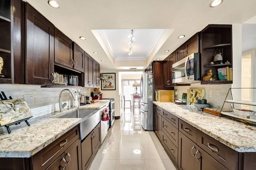 Townhouse in Hollywood, Broward County