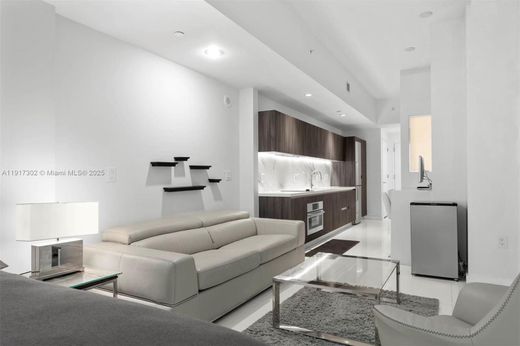 مجمع شقق ﻓﻲ ميامي، فلوريدا, Miami-Dade County