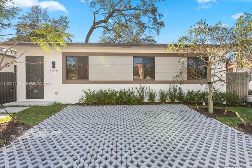 Townhouse in Miami, Miami-Dade