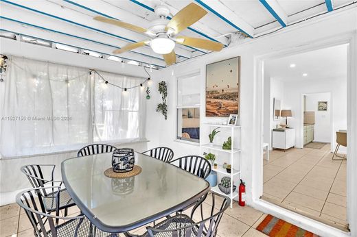 Villa - North Miami, Miami-Dade County