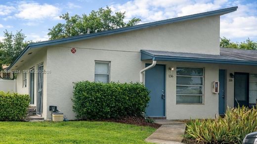 公寓楼  Pompano Beach Highlands, Broward County