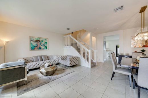 Townhouse in Hialeah, Miami-Dade