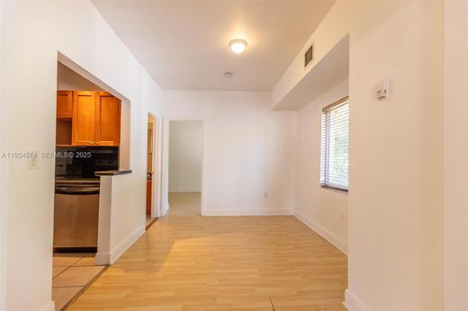 Residential complexes in Miami, Miami-Dade