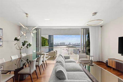 Complesso residenziale a Miami Beach, Miami-Dade County