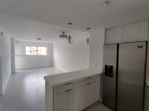 Edificio en North Miami Beach, Miami-Dade County