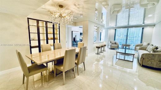 Komplex apartman Sunny Isles Beach, Miami-Dade County