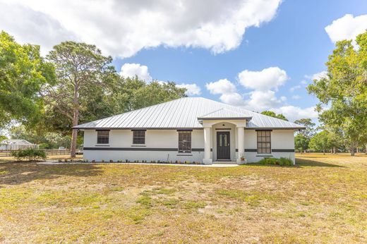 Вилла, Okeechobee, Okeechobee County